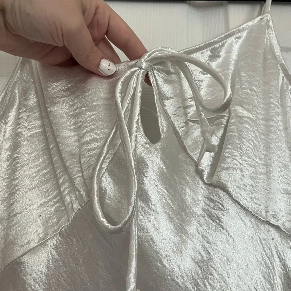 Elegant Lulus White Satin Slip Dress With Deep Back - Picture 2 of 9